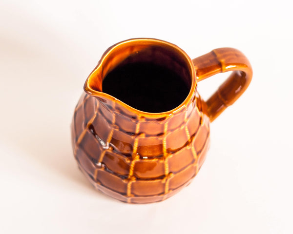 § St Clement Rope Barbotine Jug