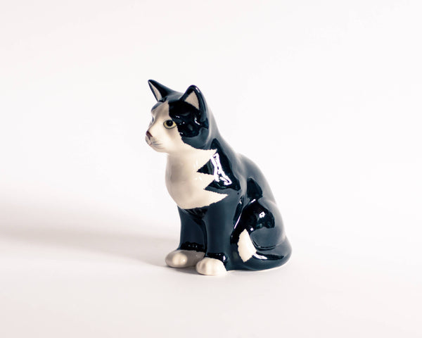 § French Retro Kitsch Cat Figurine