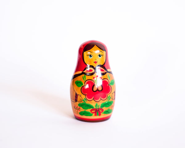 § Vintage Matryoshka Russian Nesting Dolls